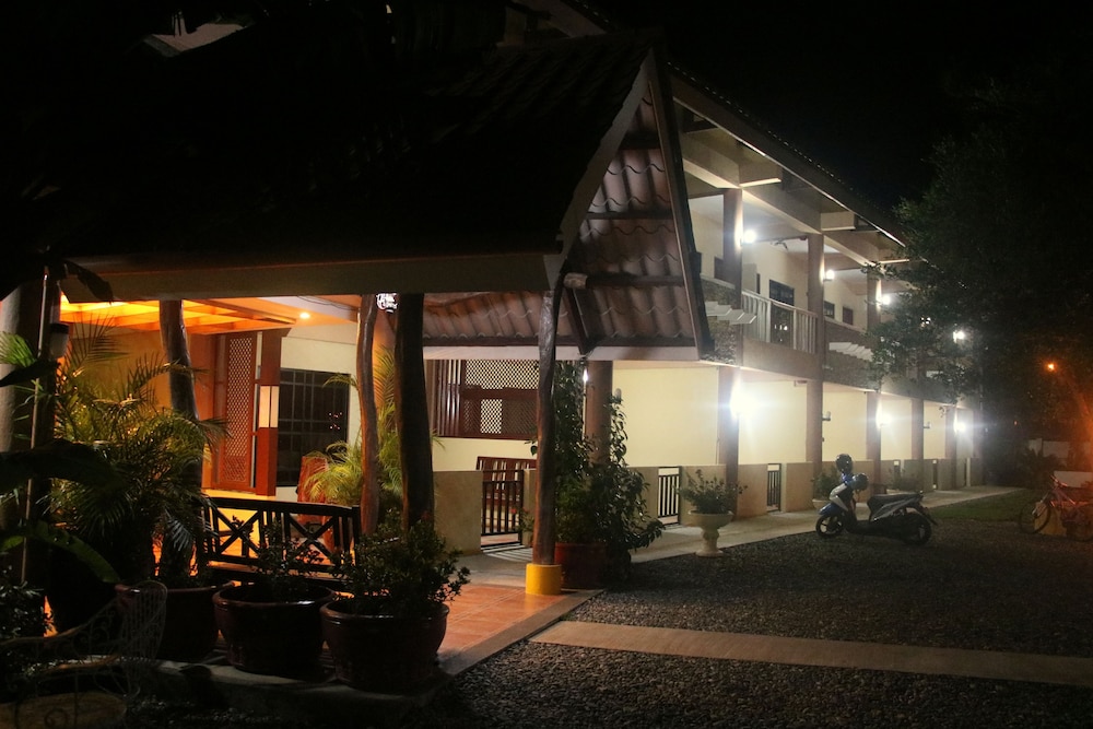 Panglao Island Franzen Residences 5/42