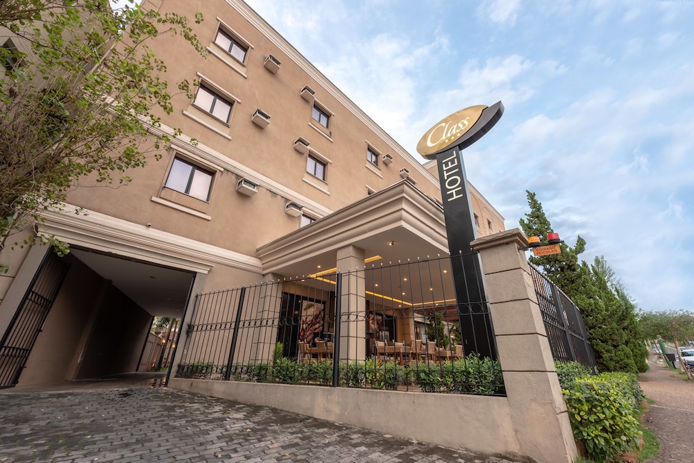 Class Hotel 3/69