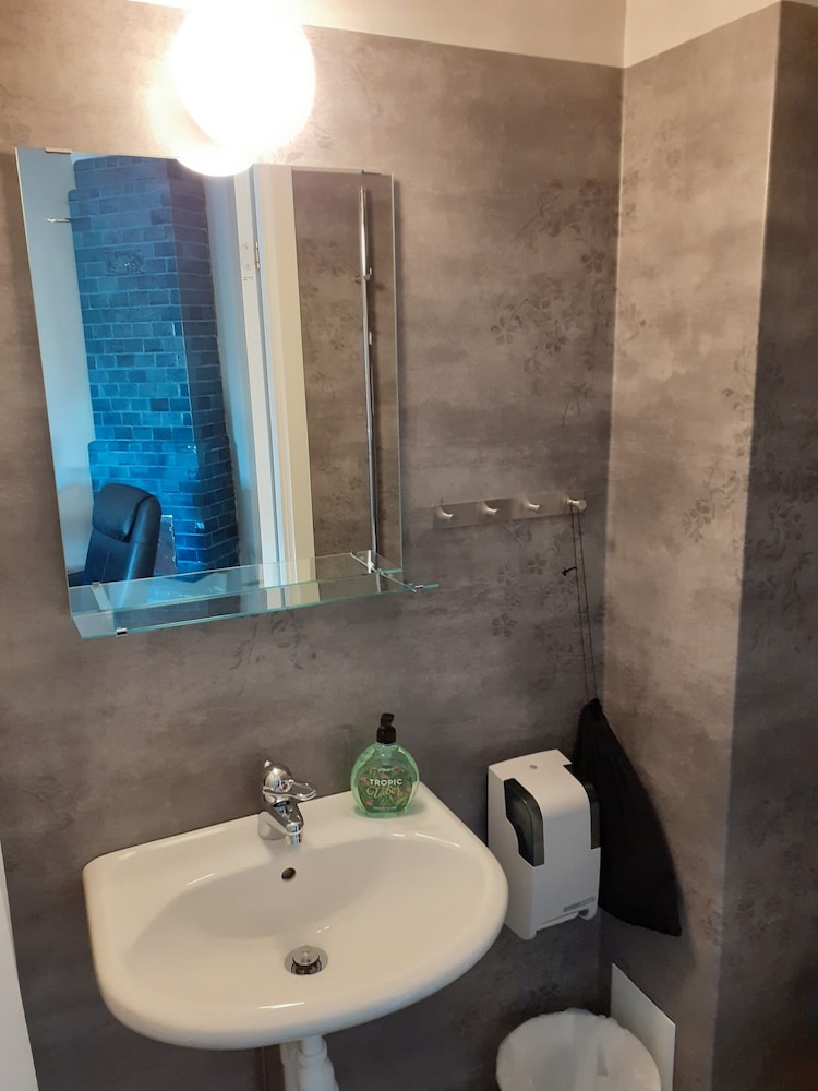Hotell S:t Olof 37/42