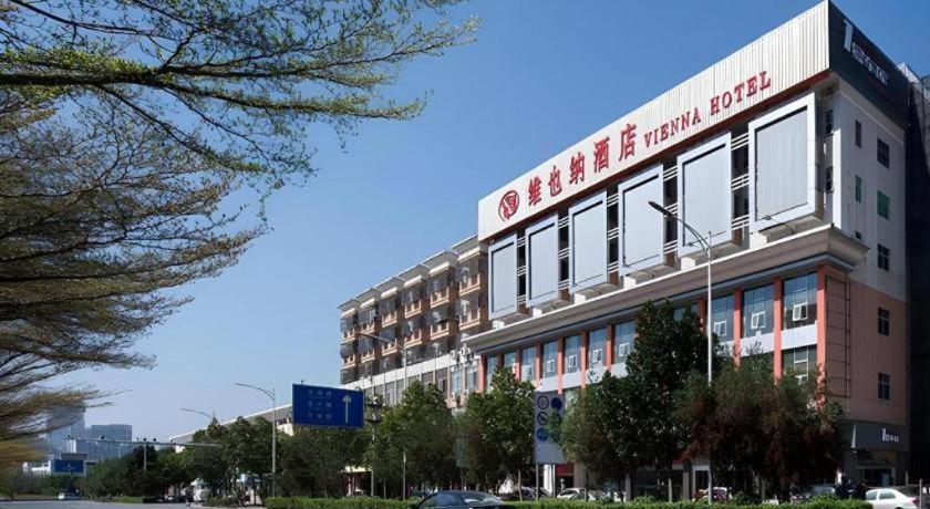 Vienna Hotel (Shenzhen Baifu City) 4/47