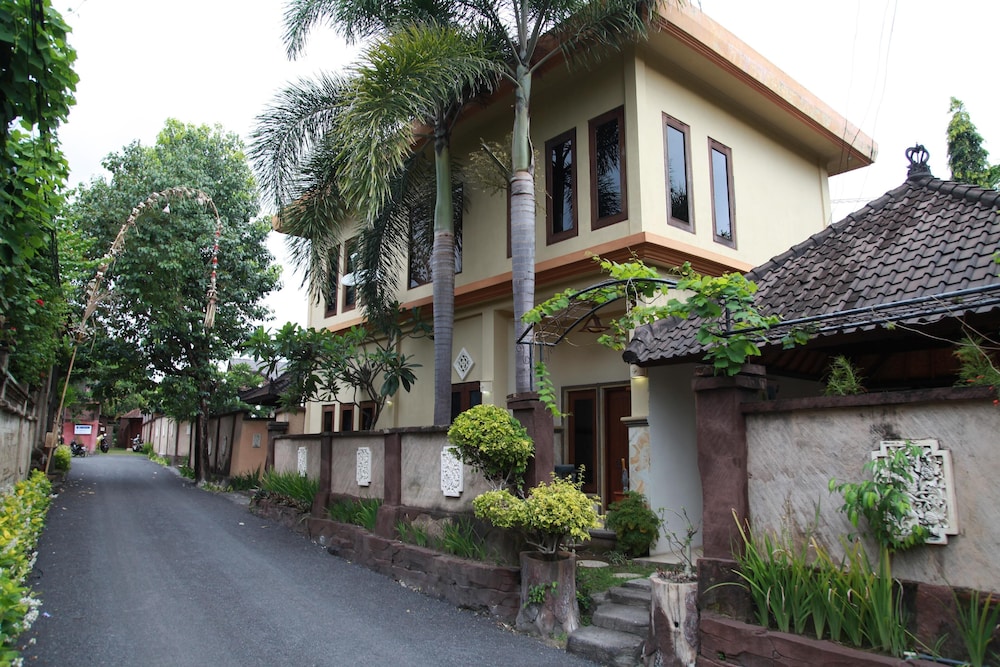 Gracia Bali Villas & Apartment 4/71
