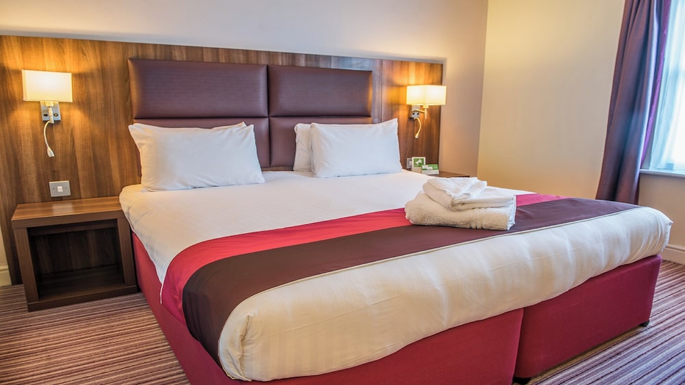 Holiday Inn Milton Keynes East M1 Jct 14 11/50