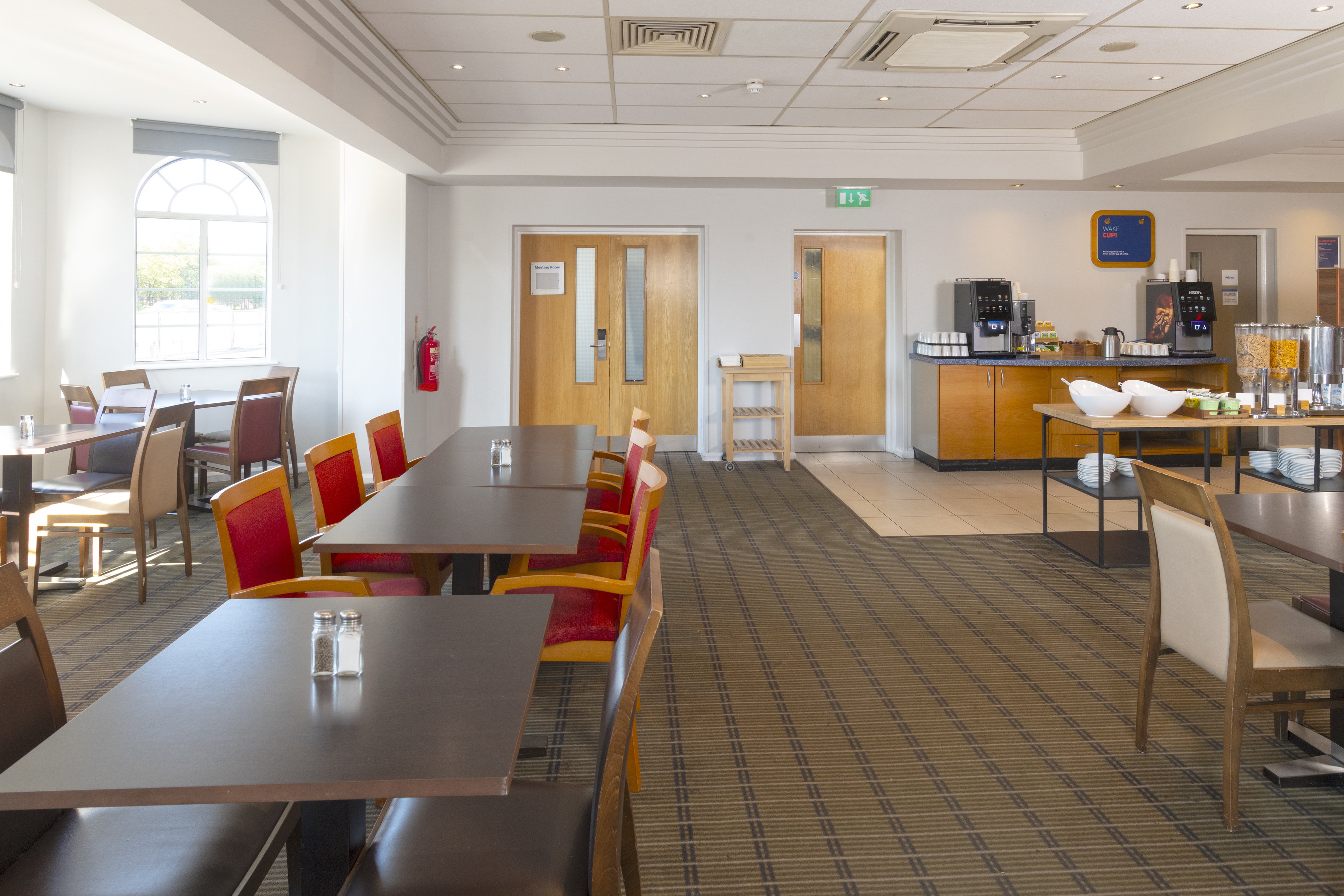 EXPRESS BY HOLIDAY INN CHINGFORD 13/26