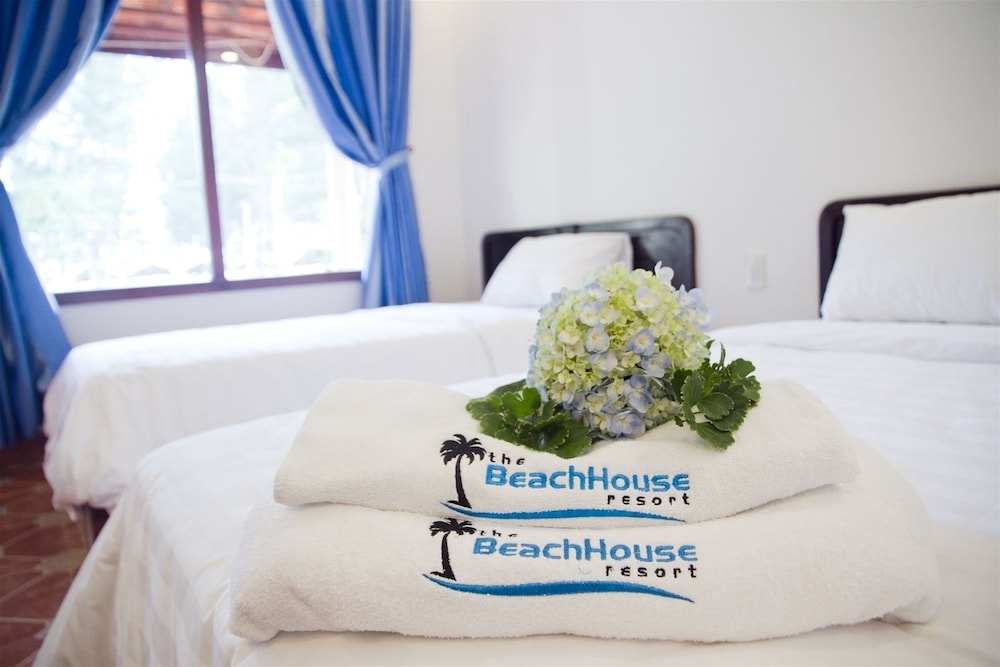 The Beach House Resort 18/56