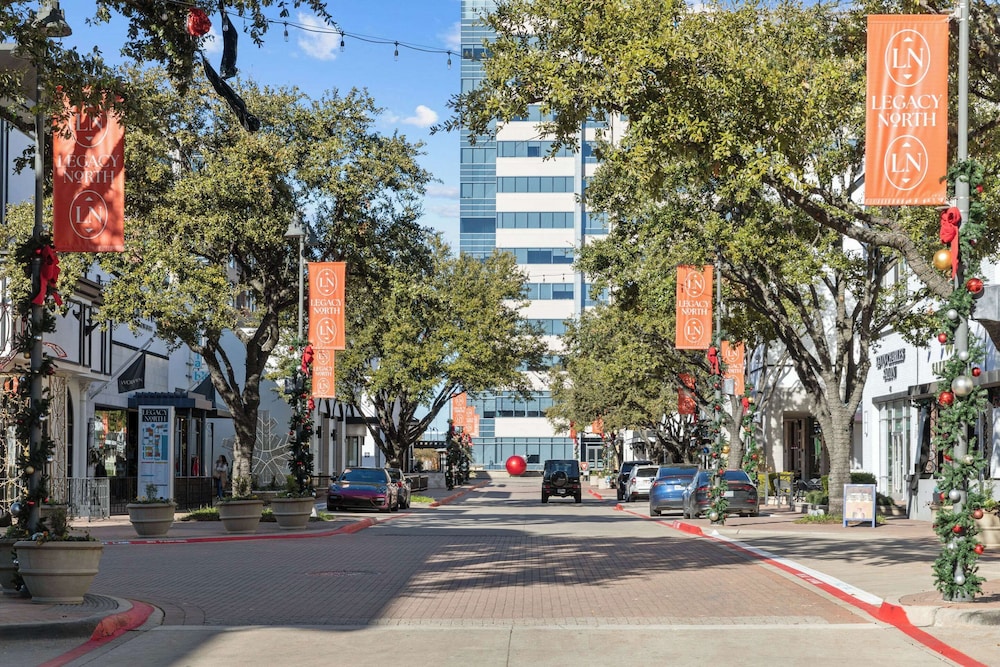 Cambria Hotels Plano Frisco 43/50