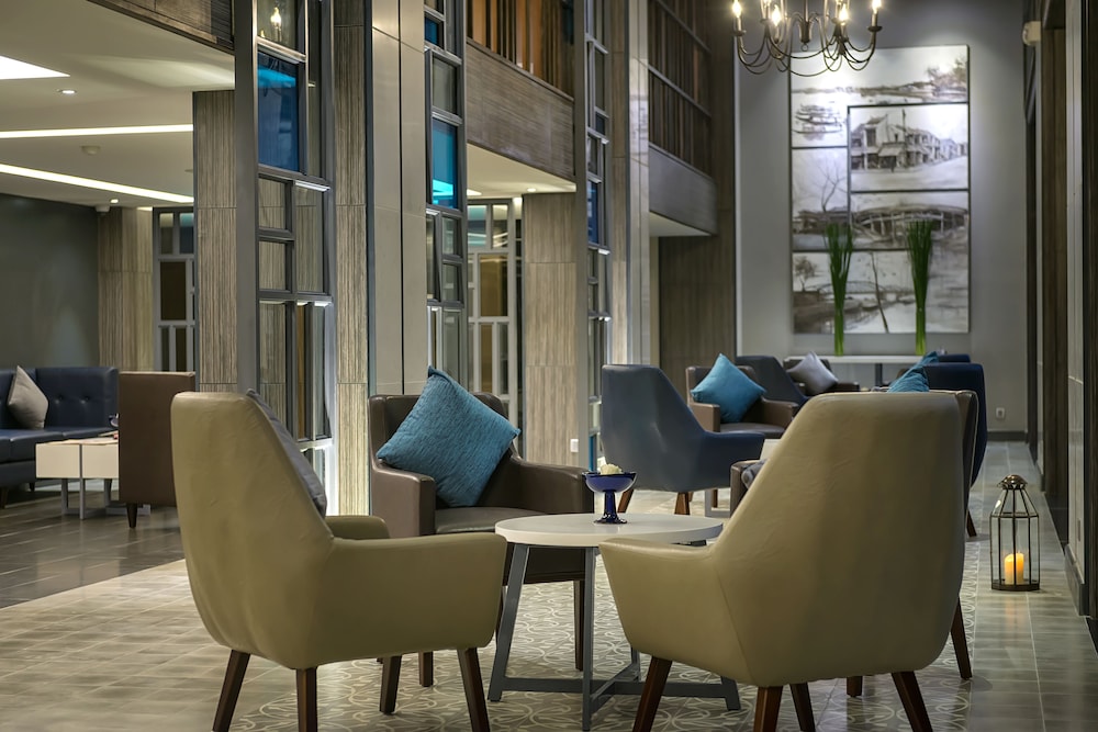 Paradise Suites Hotel 56/66