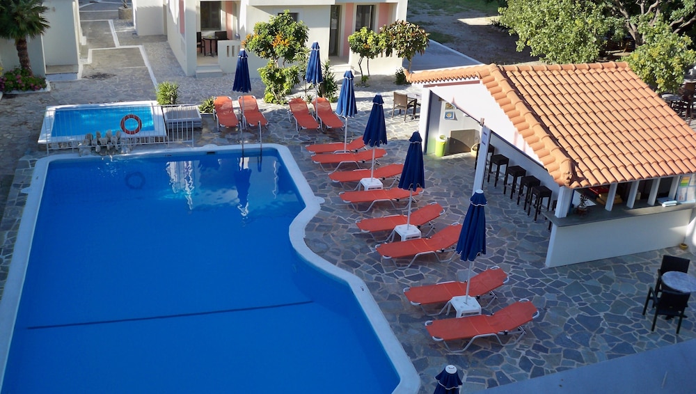 Aphrodite Samos Superior Studios & Apartments 18/39