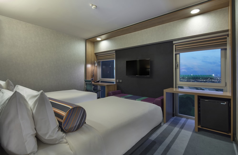 Aloft, Twin Beds