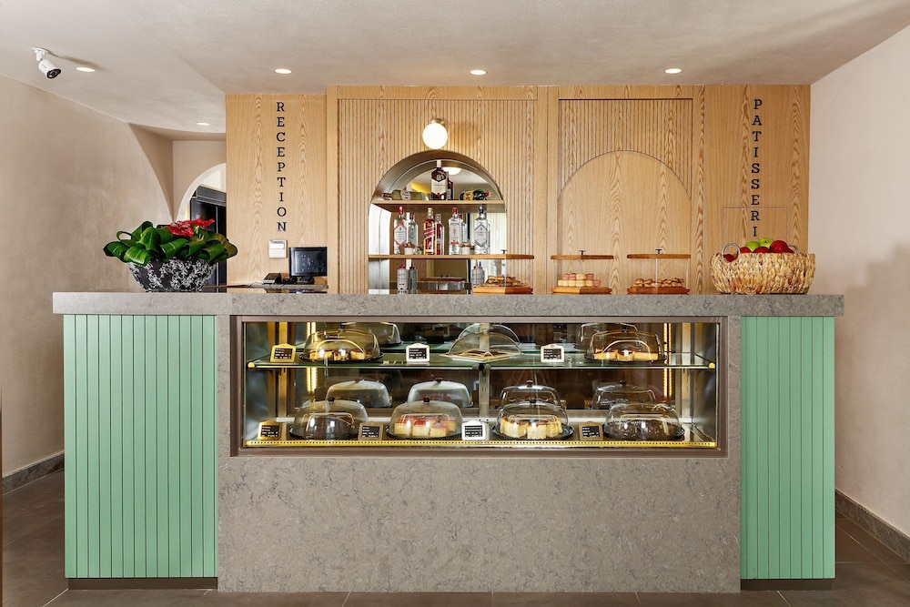 Sherwood Premio Hotel 40/50