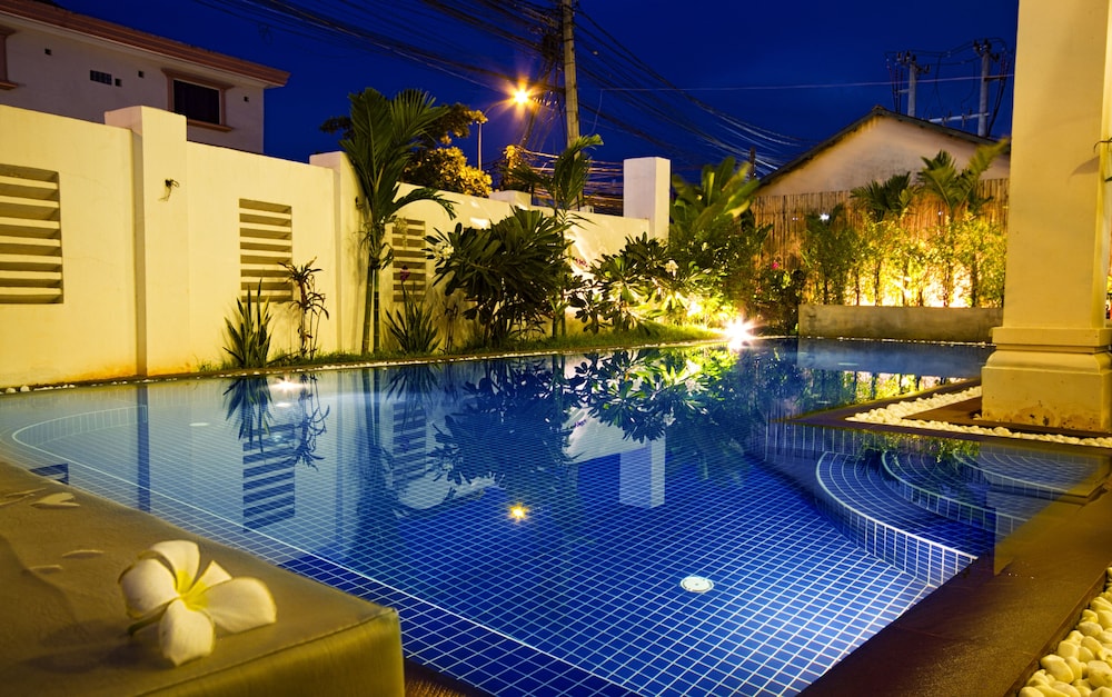 King Boutique Hotel 4/40