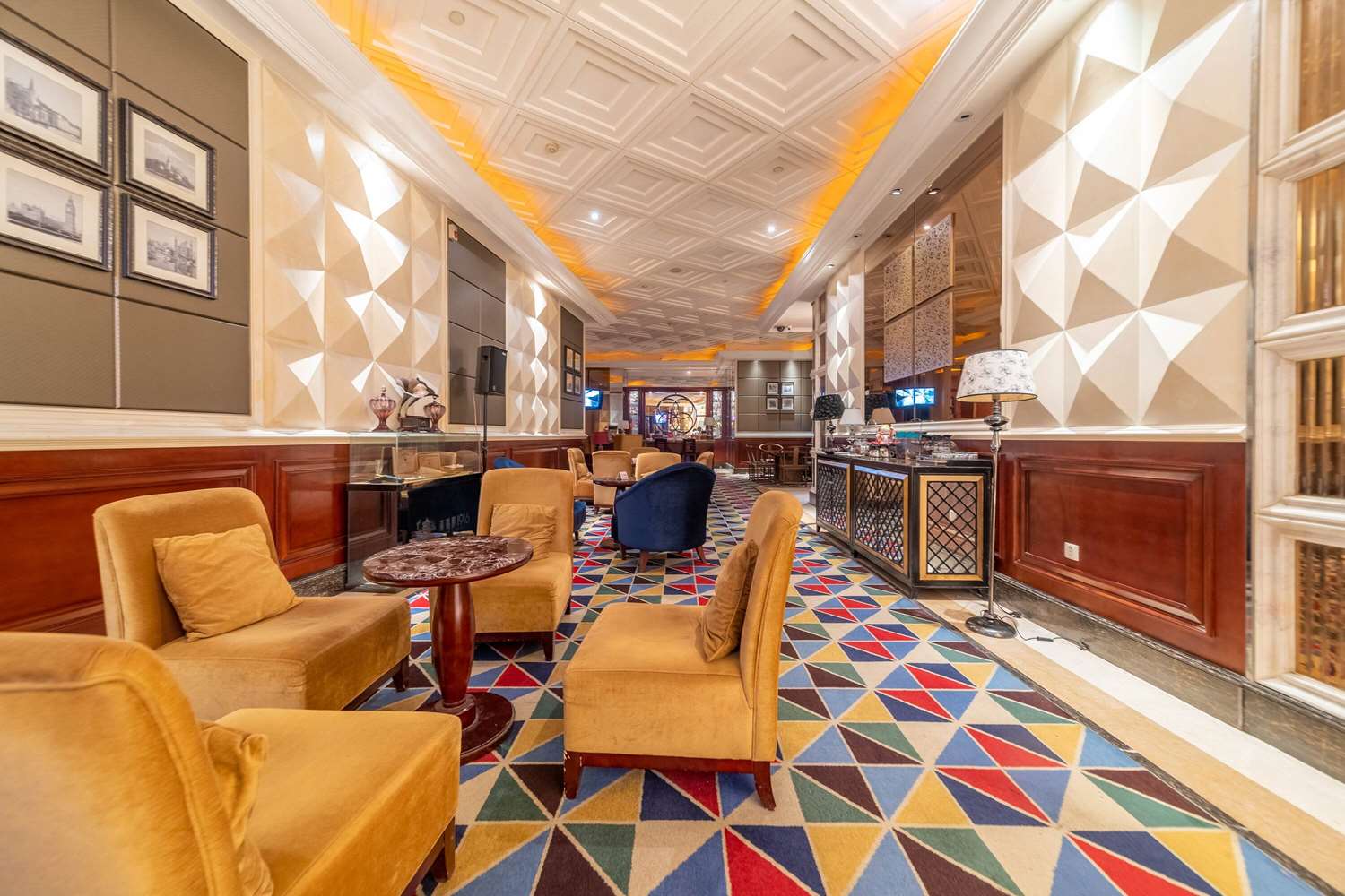 Ramada By Wyndham Yichang 21/25