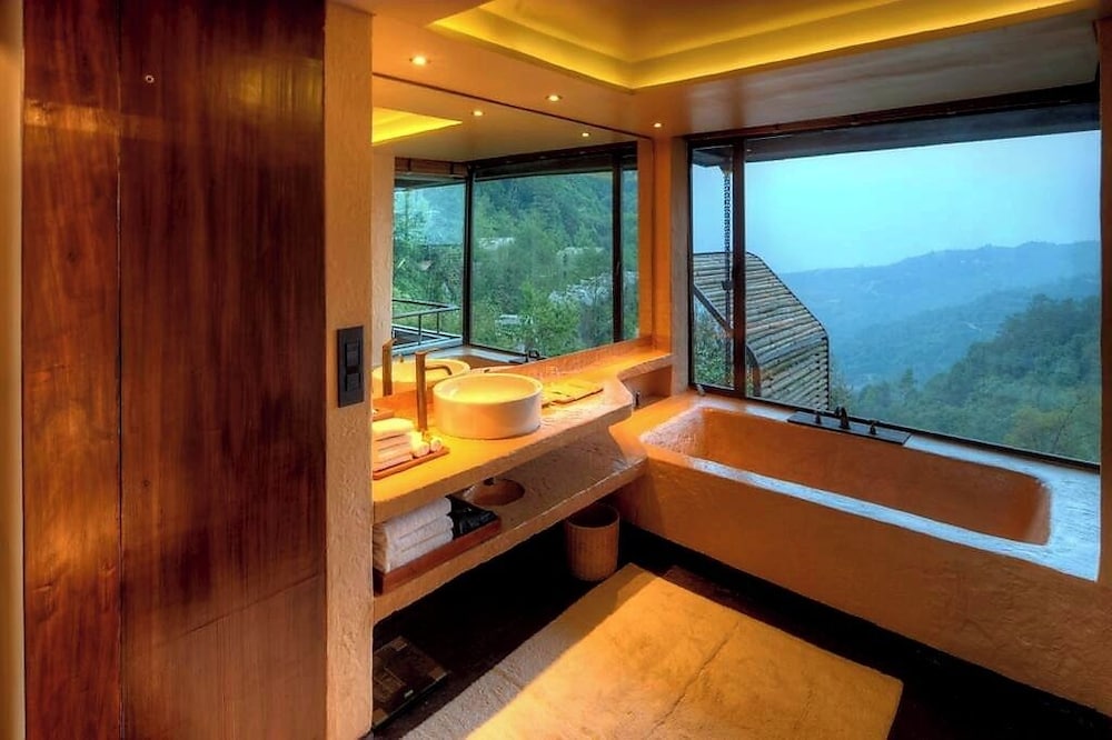 Kavya Himalayas 15/44