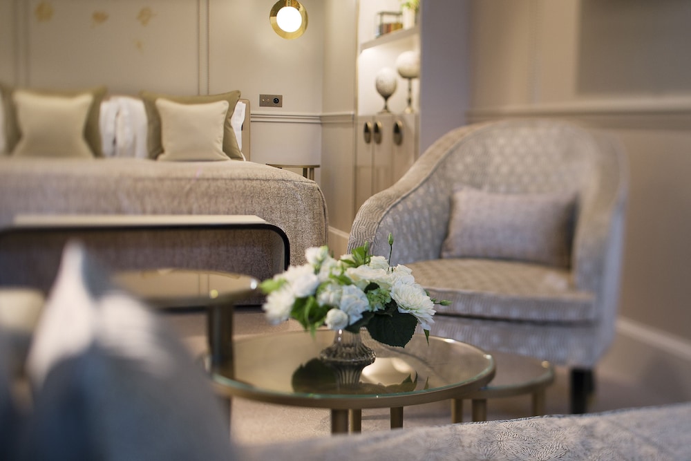 Hotel Le Narcisse Blanc Spa 54/85