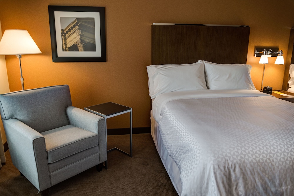 FOUR POINTS BY SHERATON SHERWOOD PARK 11/28