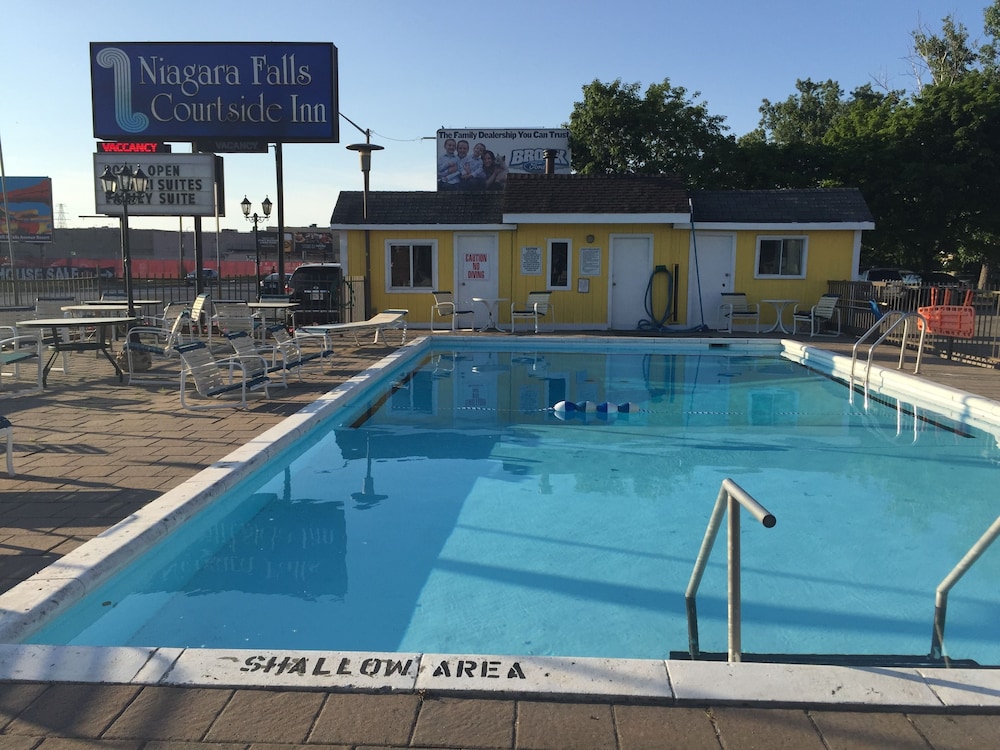 Niagara Falls Courtside Inn Hotel 22/41
