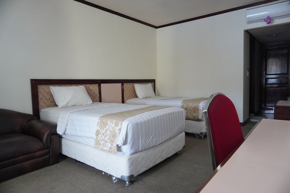 Siantar Hotel Parapat 20/44