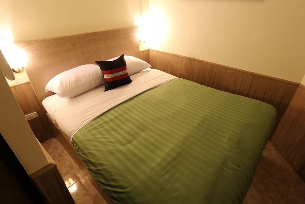 Sukhumvit 20 Guest House 19/46