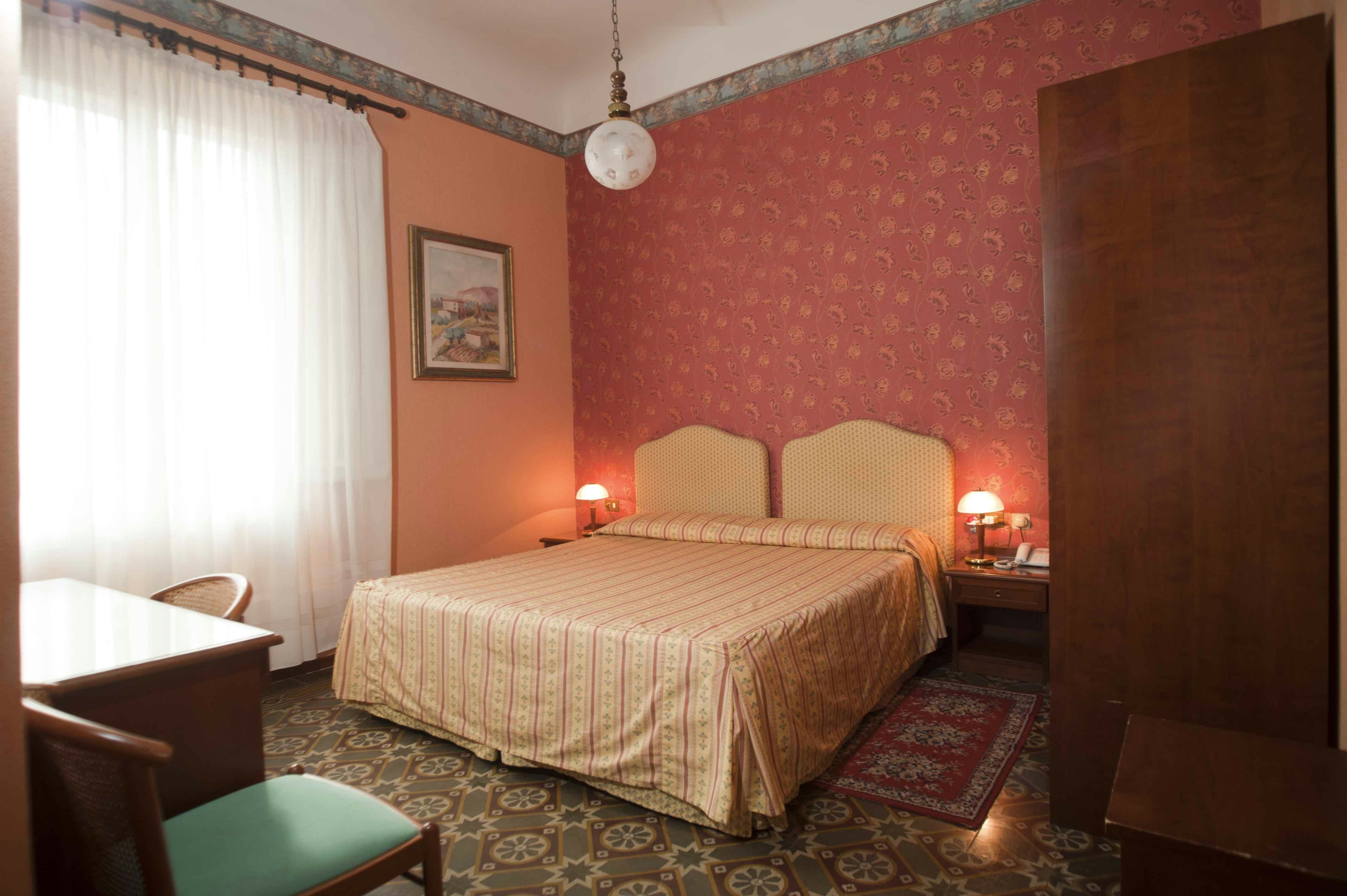 Hotel Beatrice 7/34