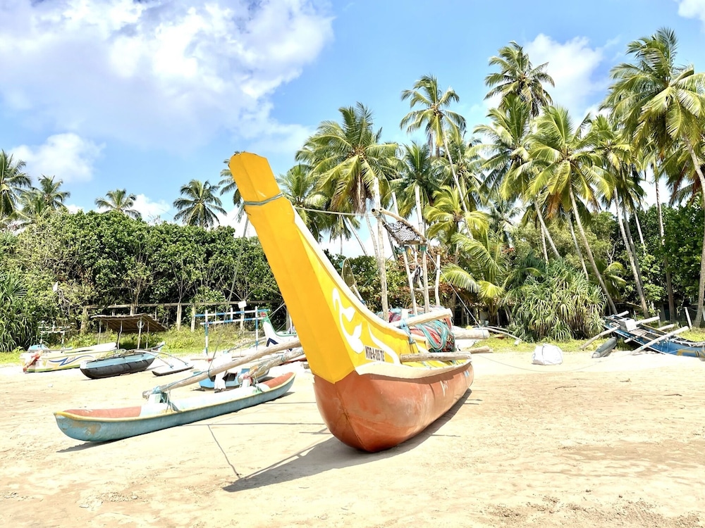 Isana Beach House 18/50