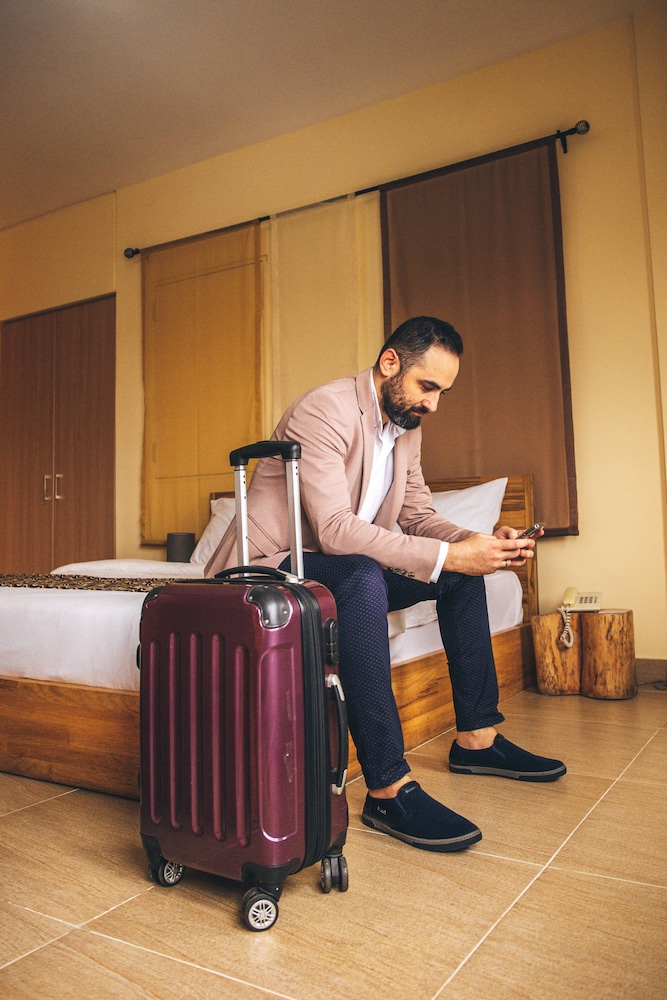 Roots Hotel Apartment 20/57