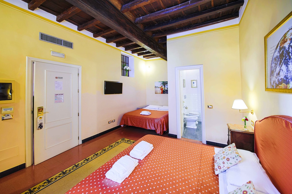 Casa De' Fiori Biscione 15/50