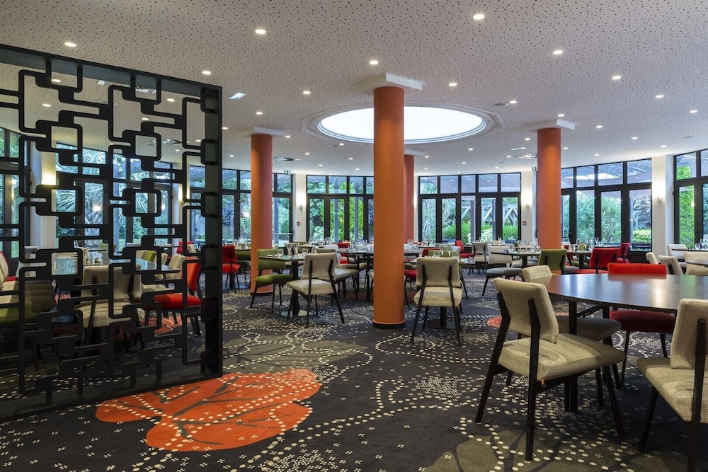 restaurant-cafeteria