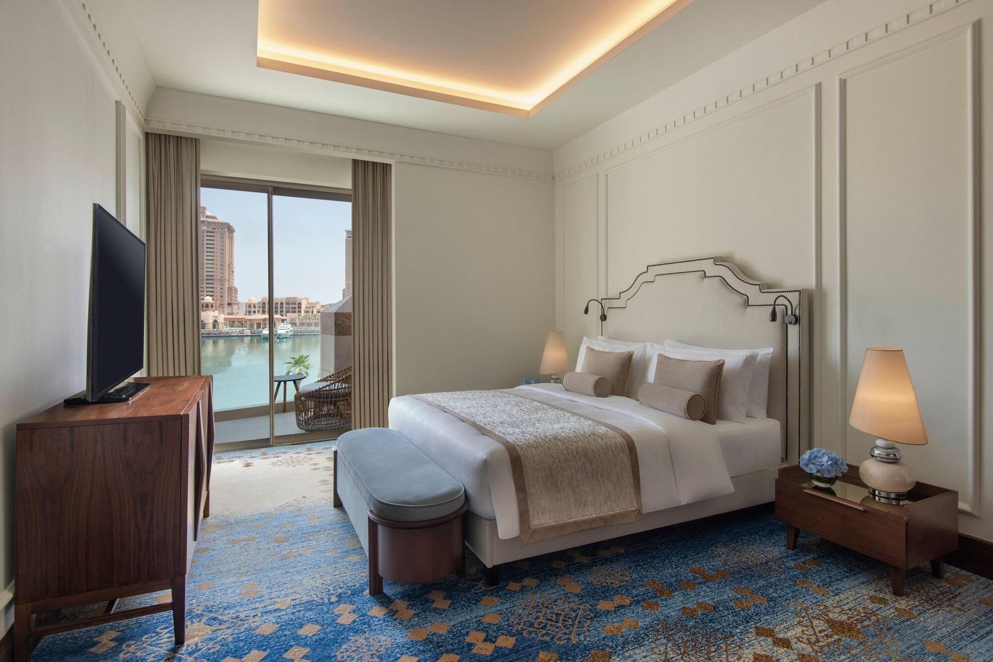 غرفة بسرير مزدوج بغرفتي نوم، The St. Regis Marsa Arabia Island, The Pearl Qatar 2/10