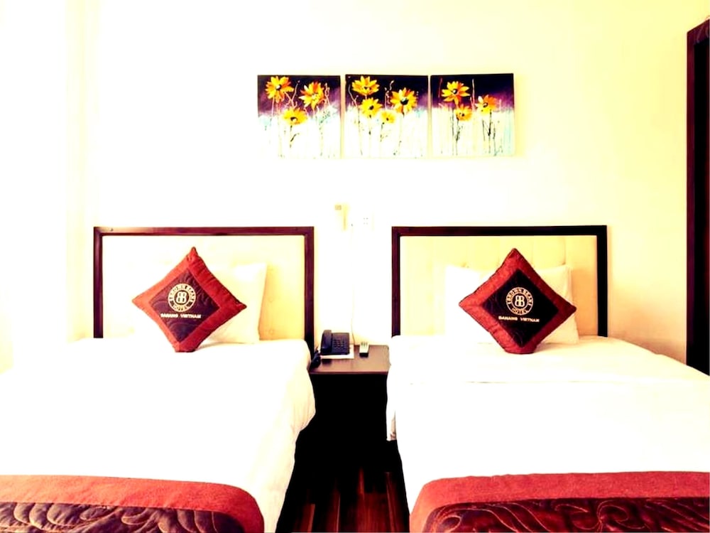Brown Bean Hotel 9/30