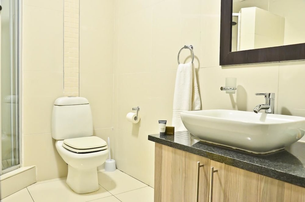 Ruby Stone Boutique Hotel 46/50