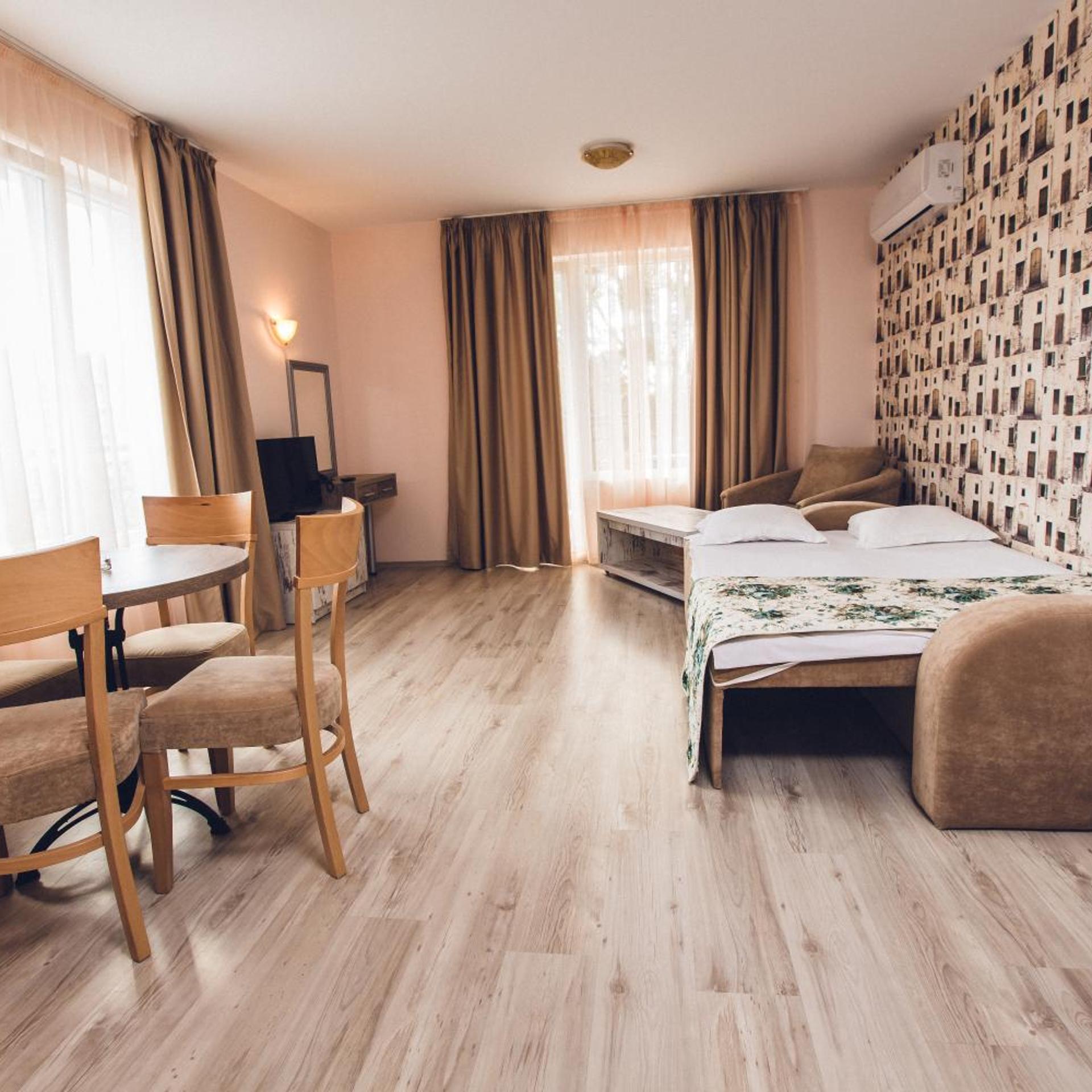 1 Bedroom, Apartment