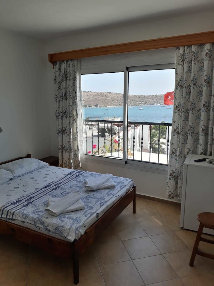Berg Hotel 5/50