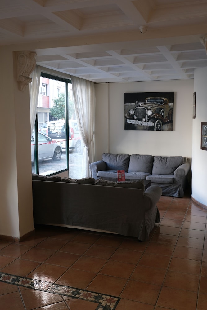 Üstün Otel Alsancak 35/48