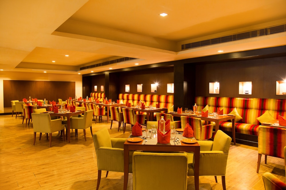 Ellaa Hotel 43/58