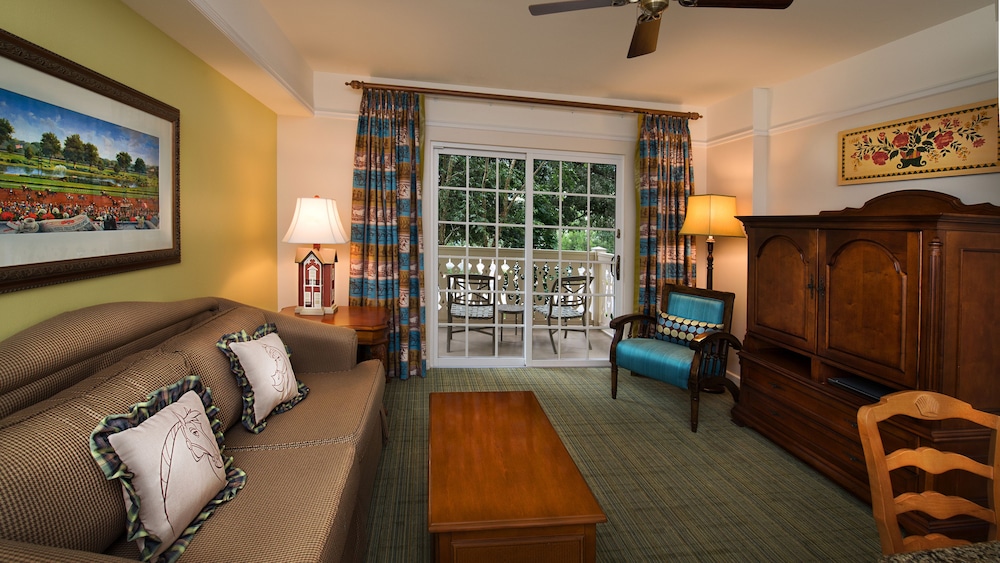 Disneys Saratoga Springs Resort and Spa 11/50