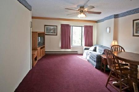 Silver Creek Lodge 13/22