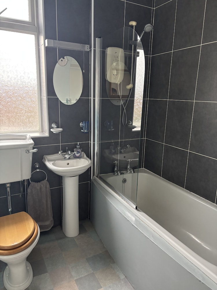 Esklet Guest House 30/32