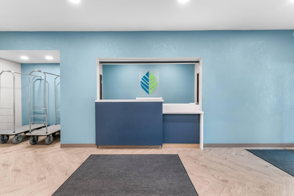 WoodSpring Suites Harrisburg Carlisle 10/51