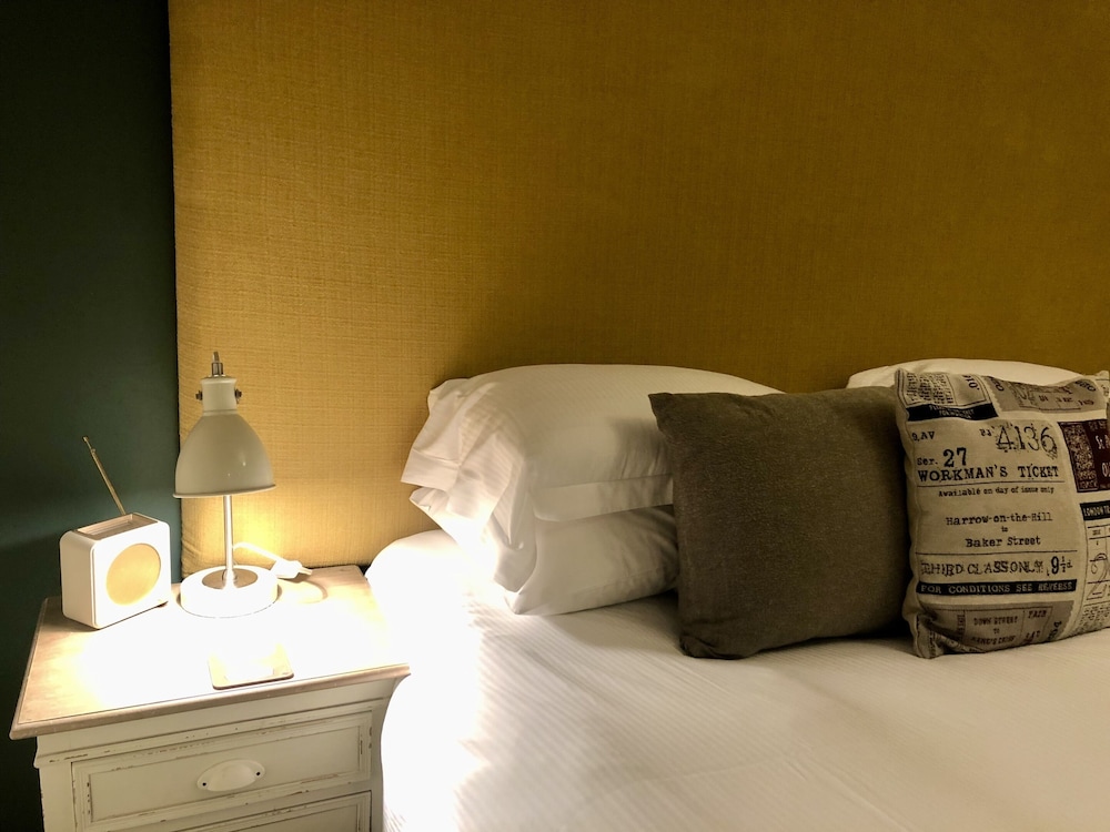 Westwood Guest House 25/50