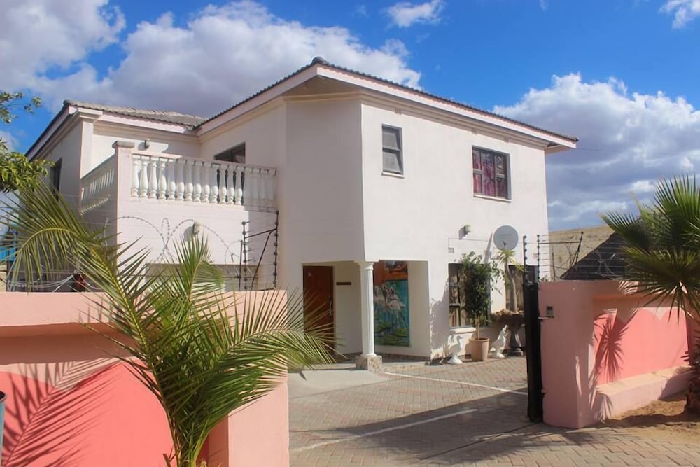 Upper Room Guest House 1/30