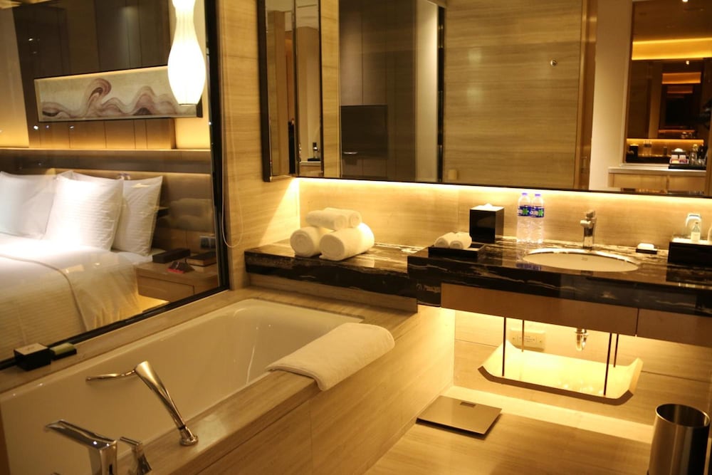 Wanda Realm Bengbu 50/50