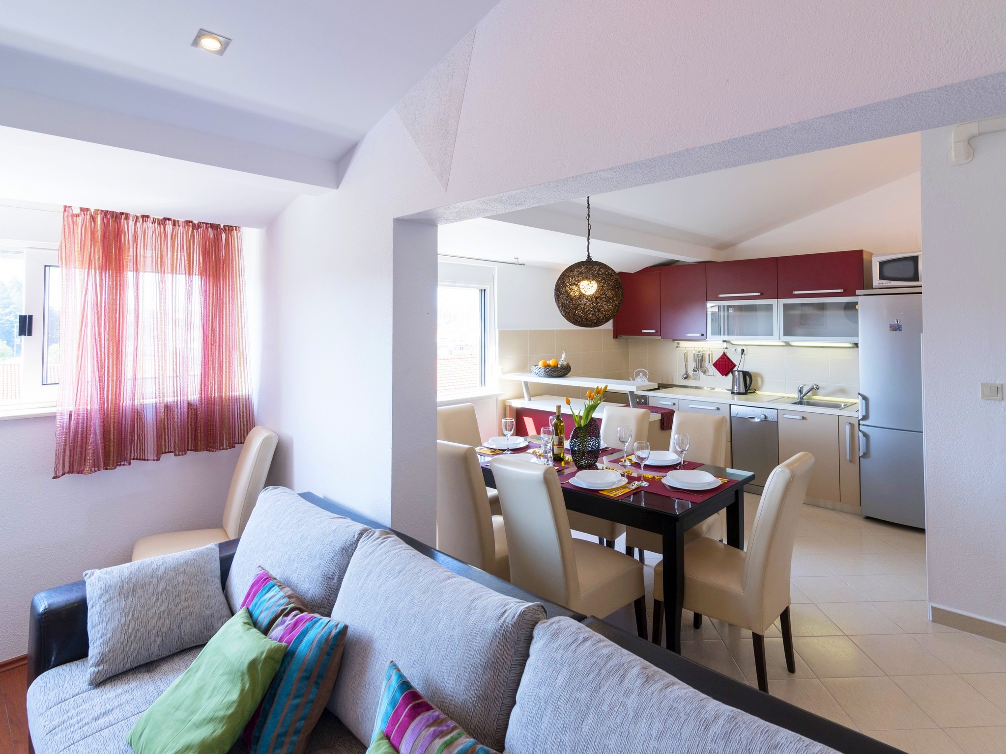 APARTMENTS ISKRA 13/33