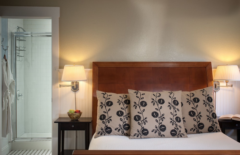 Craftsman Inn 48/70