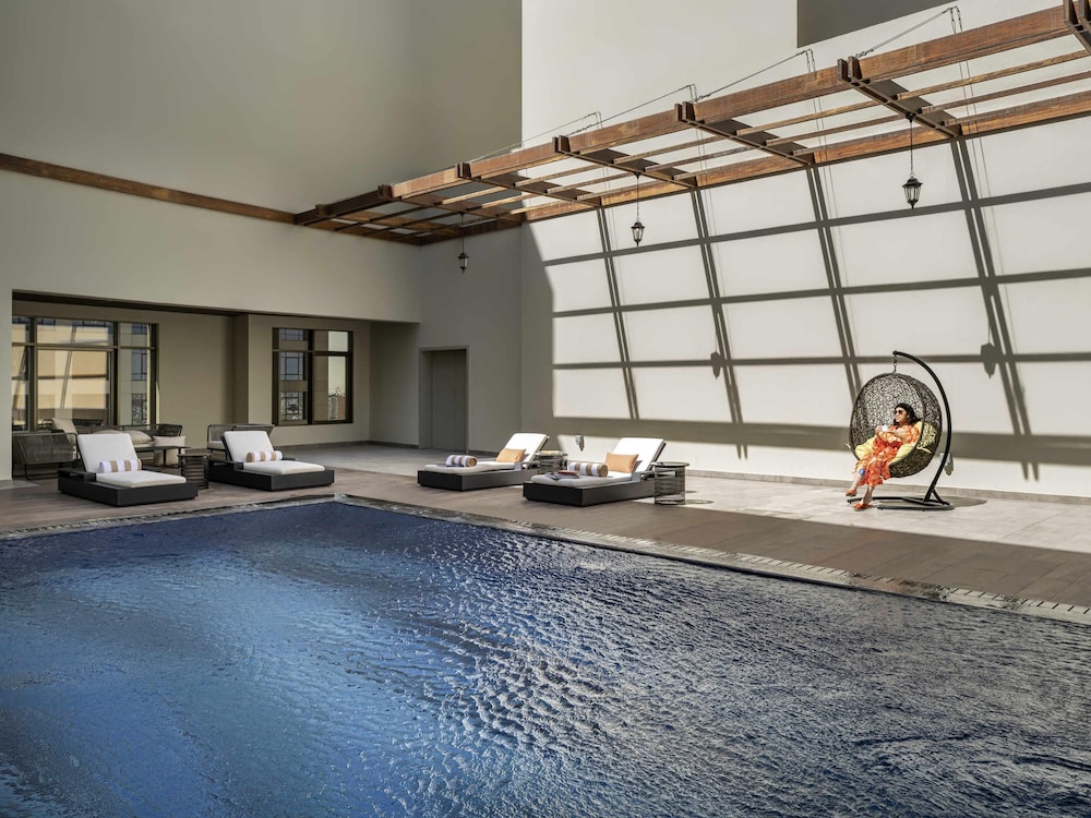 فندق وريزيدنس موفنبيك الرياض(Movenpick Hotel & Residences Riyadh) 51/57
