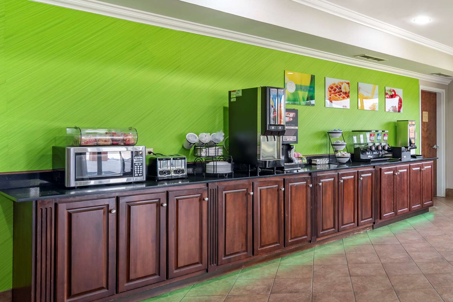 Quality Inn & Suites Demopolis AL 3/9