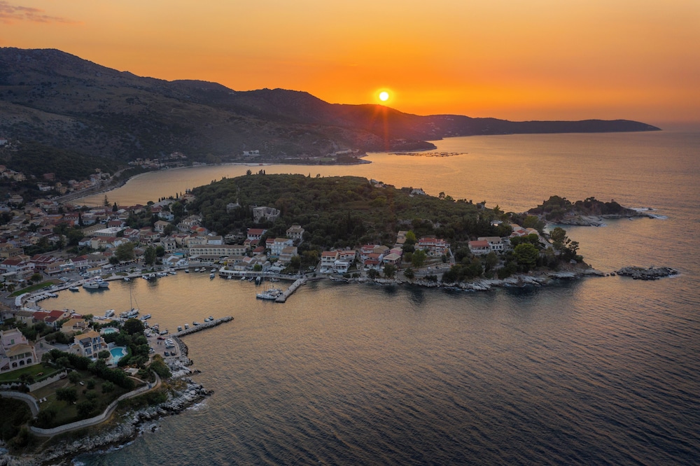 Melina Bay Boutique Hotel 55/60