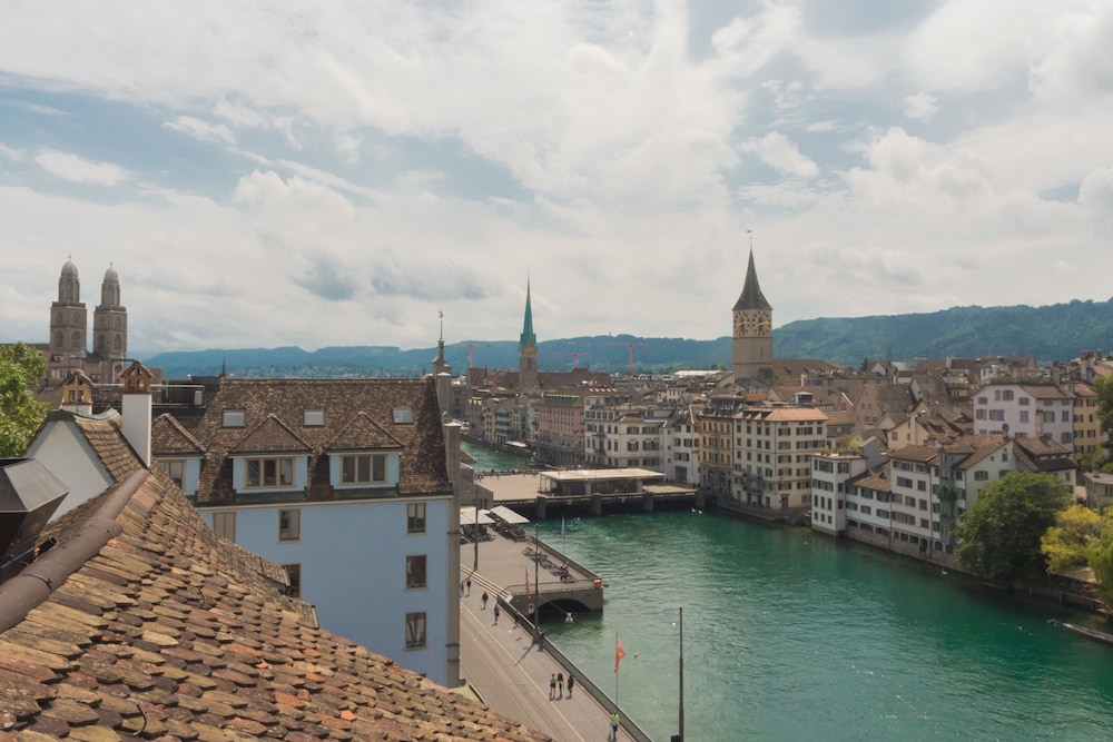 Airhome Limmatquai River View Apartment 30/38