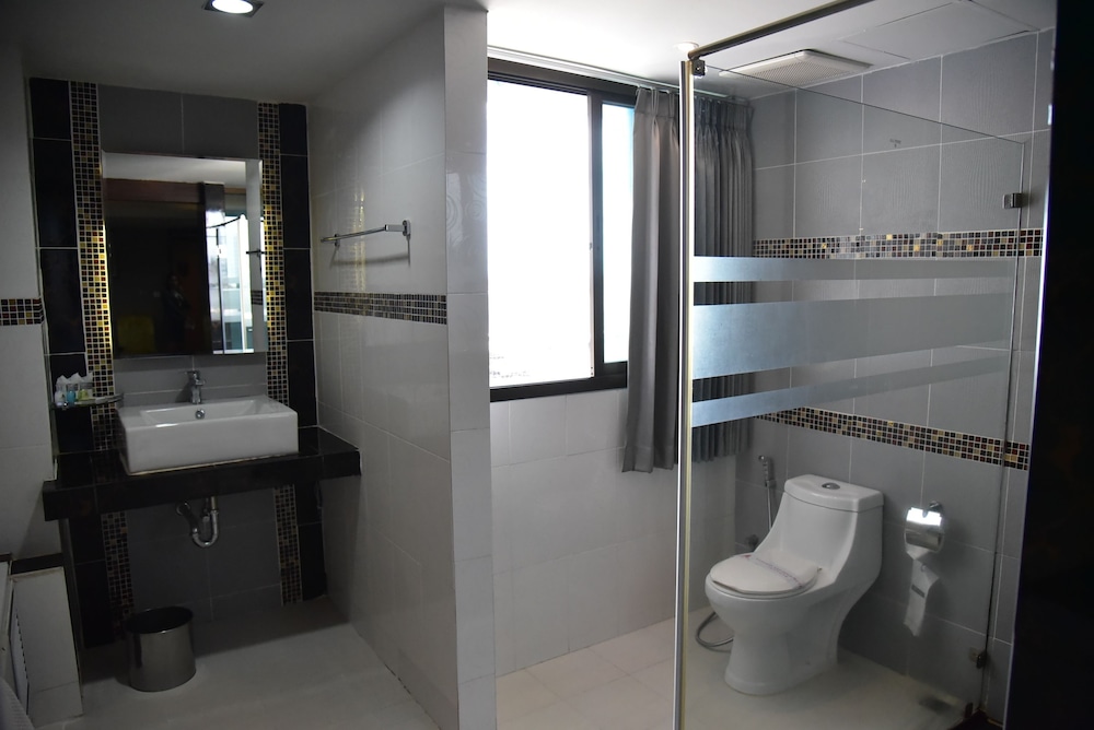 Grand Pink Hotel Hat Yai 41/49