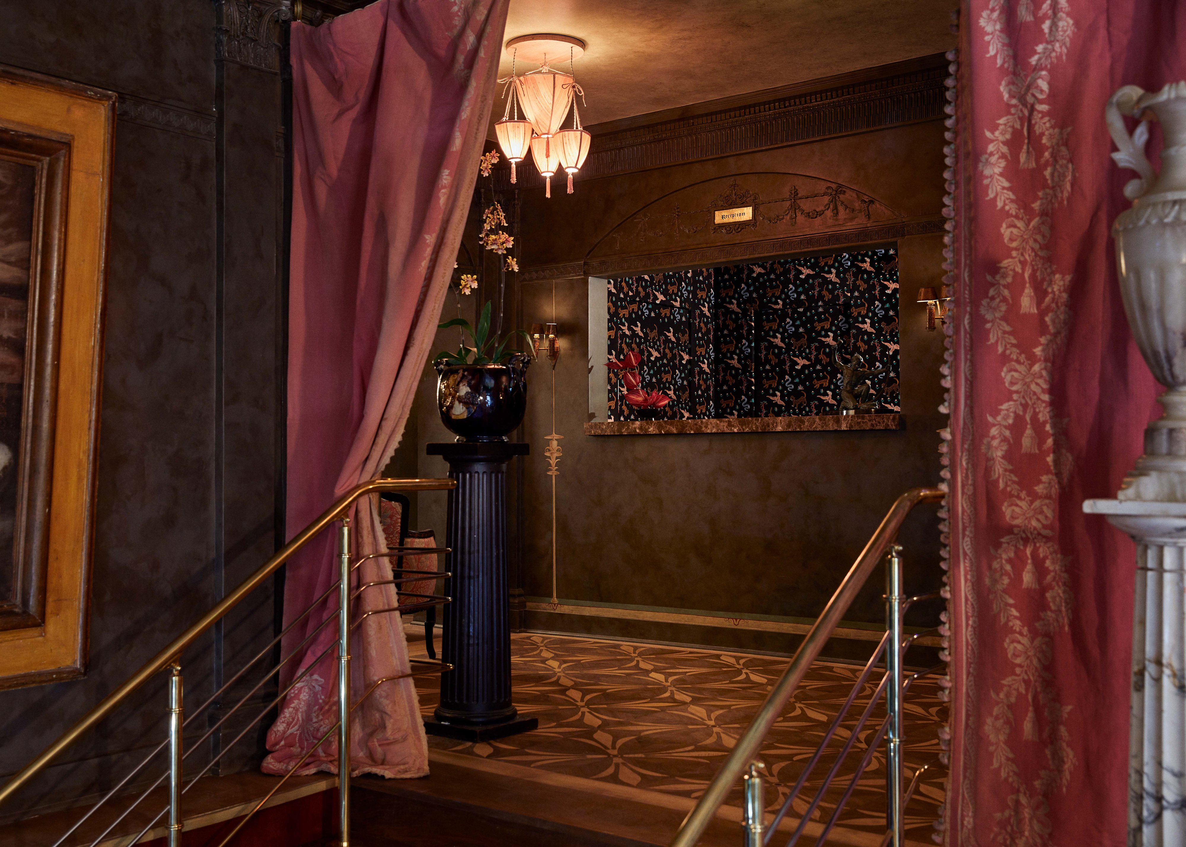Hotel Ulysses 2/25