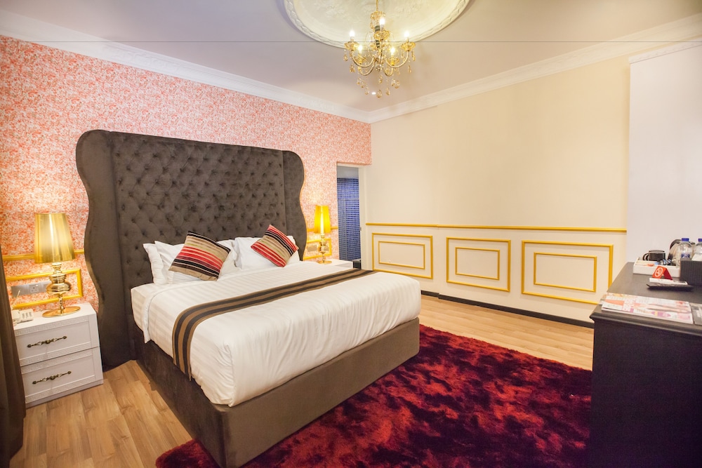 Apple Heritage Hotel 45/69