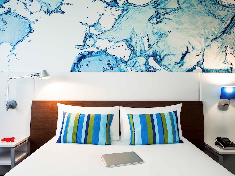 Ibis Styles A Coruna 54/67
